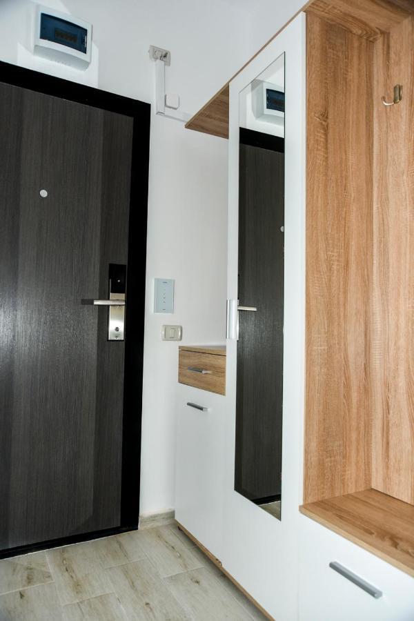 Sea View Astoria By Sunny Mamaia Apartment Năvodari Exterior foto